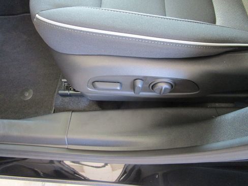 New 2026 Chevrolet TrailBlazer LT w/ Convenience Package FWD image 41