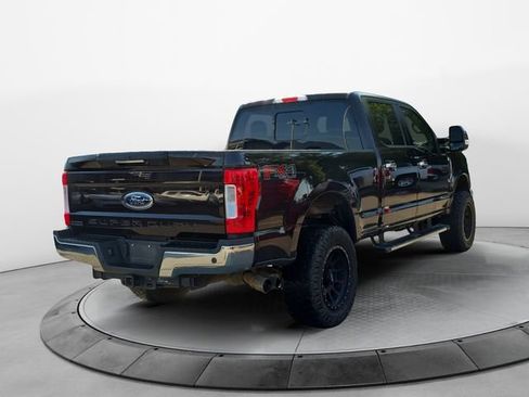 Used 2018 Ford F250 Lariat w/ Lariat Ultimate Package AWD/4WD image 5