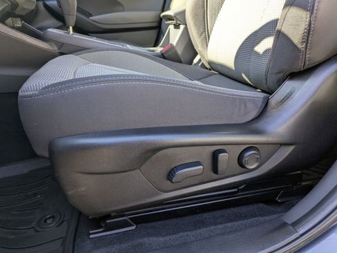 Used 2024 Subaru Crosstrek 2.0i Premium image 13