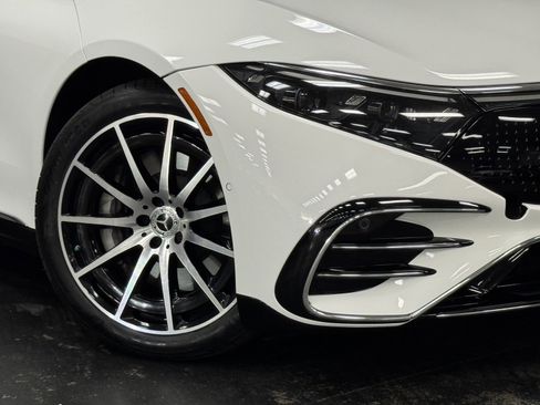 Certified 2023 Mercedes-Benz EQS 580 4MATIC Sedan image 4