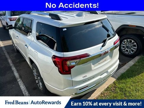 Used 2023 GMC Acadia Denali w/ Denali Technology Package AWD/4WD image 3