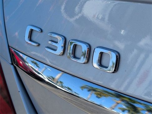 Used 2018 Mercedes-Benz C 300 4MATIC Sedan image 14