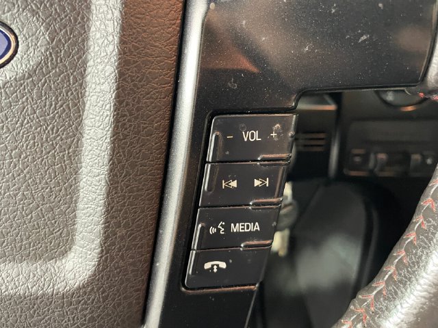 Used 2014 Ford F150 FX4 w/ Equipment Group 402A Luxury AWD/4WD image 12