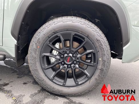 New 2026 Toyota Tundra Limited AWD/4WD image 24