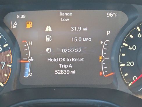 Used 2024 Jeep Compass Trailhawk AWD/4WD image 22