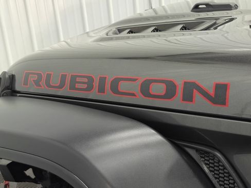 Used 2018 Jeep Wrangler Unlimited Rubicon AWD/4WD image 47