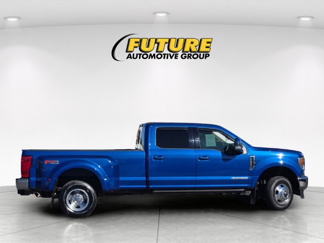 Certified 2022 Ford F350 Lariat w/ Lariat Value Package AWD/4WD image 3