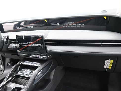 New 2026 Lincoln Nautilus Reserve w/ Jet Appearance Package AWD/4WD image 2