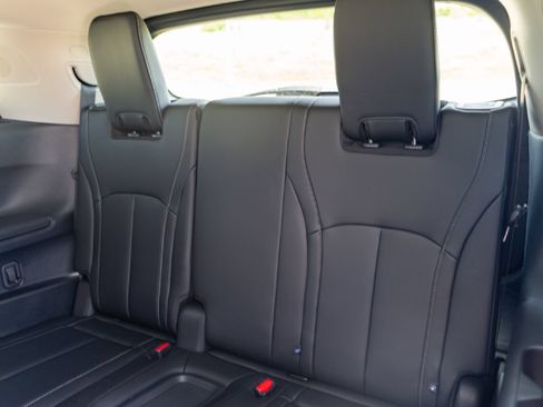 Certified 2026 INFINITI QX60 Luxe w/ Cargo Package FWD image 26
