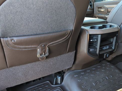 New 2025 RAM 2500 Limited image 31