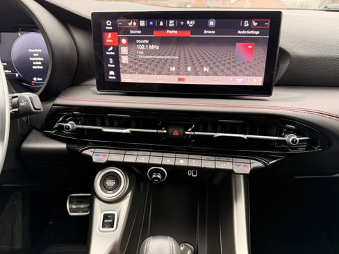 Used 2024 Dodge Hornet R/T image 18