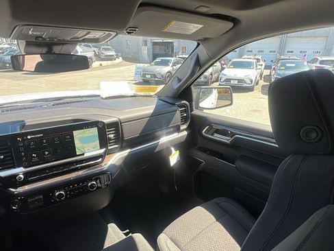 New 2026 GMC Sierra 1500 Elevation image 24