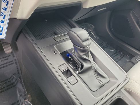 New 2026 Toyota Corolla Cross L image 14