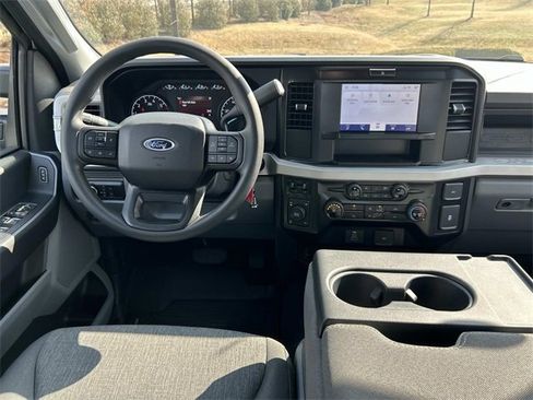 Used 2025 Ford F250 XL w/ STX Appearance Package image 16