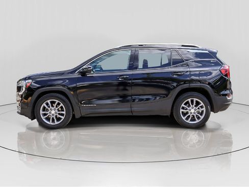 Used 2024 GMC Terrain SLT FWD image 4