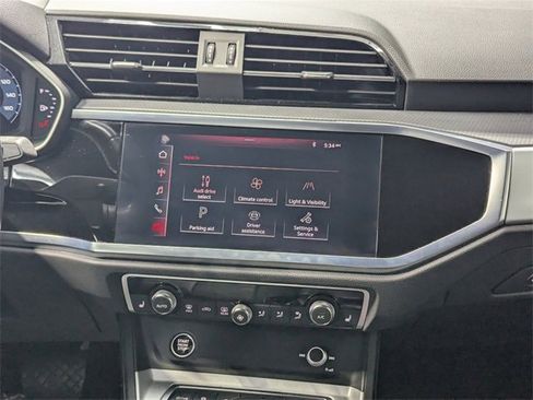 Used 2021 Audi Q3 2.0T Premium w/ Convenience Package image 12
