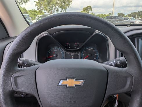 Used 2018 Chevrolet Colorado W/T w/ Custom Special Edition RWD image 26