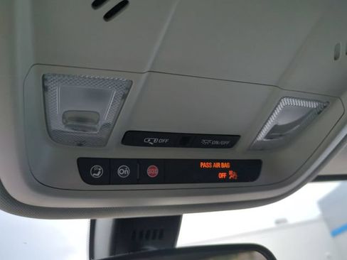 Used 2020 Chevrolet Traverse LS FWD image 23