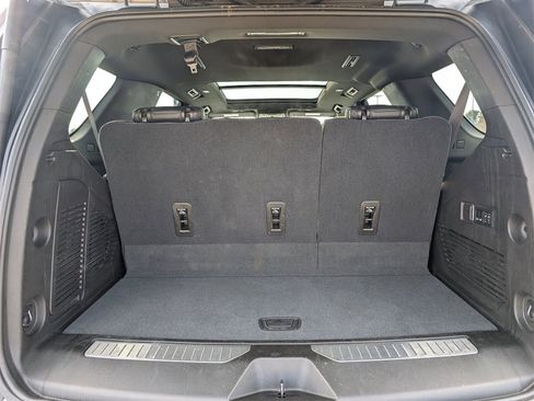 Used 2021 GMC Yukon Denali w/ Advanced Technology Package image 33