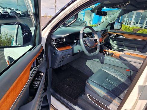 Used 2024 Jeep Grand Wagoneer L Series III w/ Rear Seat Video Group 1 image 20