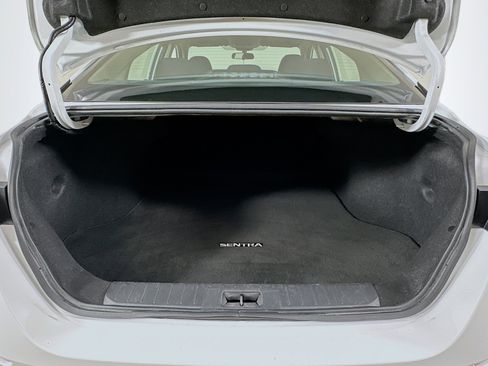 Used 2024 Nissan Sentra SV image 27