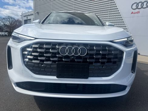 Used 2025 Audi Q5 Premium Plus AWD/4WD image 3