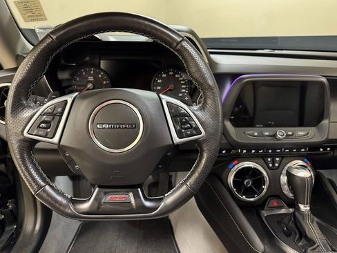 Used 2022 Chevrolet Camaro SS image 9