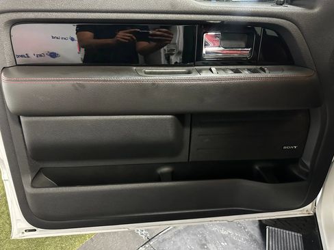 Used 2013 Ford F150 Limited image 12