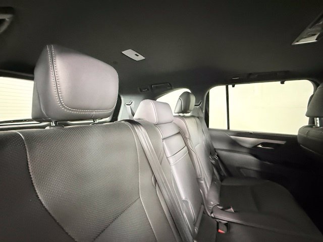 Used 2023 Lexus LX 600 F Sport w/ Accessory Package (Z1) AWD/4WD image 28