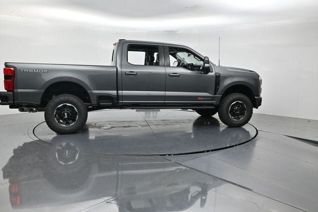 New 2026 Ford F250 Lariat w/ Tremor Off-Road Package AWD/4WD image 3
