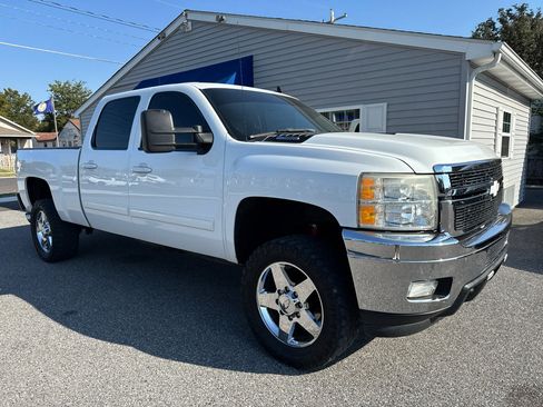 Used 2011 Chevrolet Silverado 2500 LTZ w/ LTZ Plus Package image 1