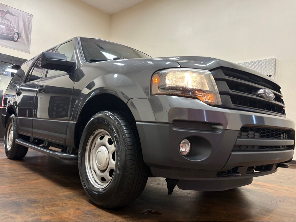 Used 2016 Ford Expedition XL RWD image 13