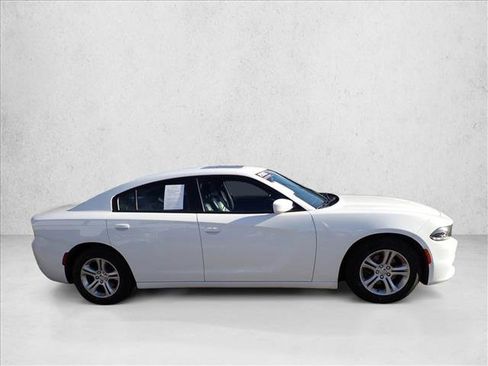 Used 2021 Dodge Charger SXT w/ Leather Interior Group image 5