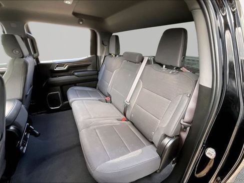 Used 2023 Chevrolet Silverado 1500 LT AWD/4WD image 16