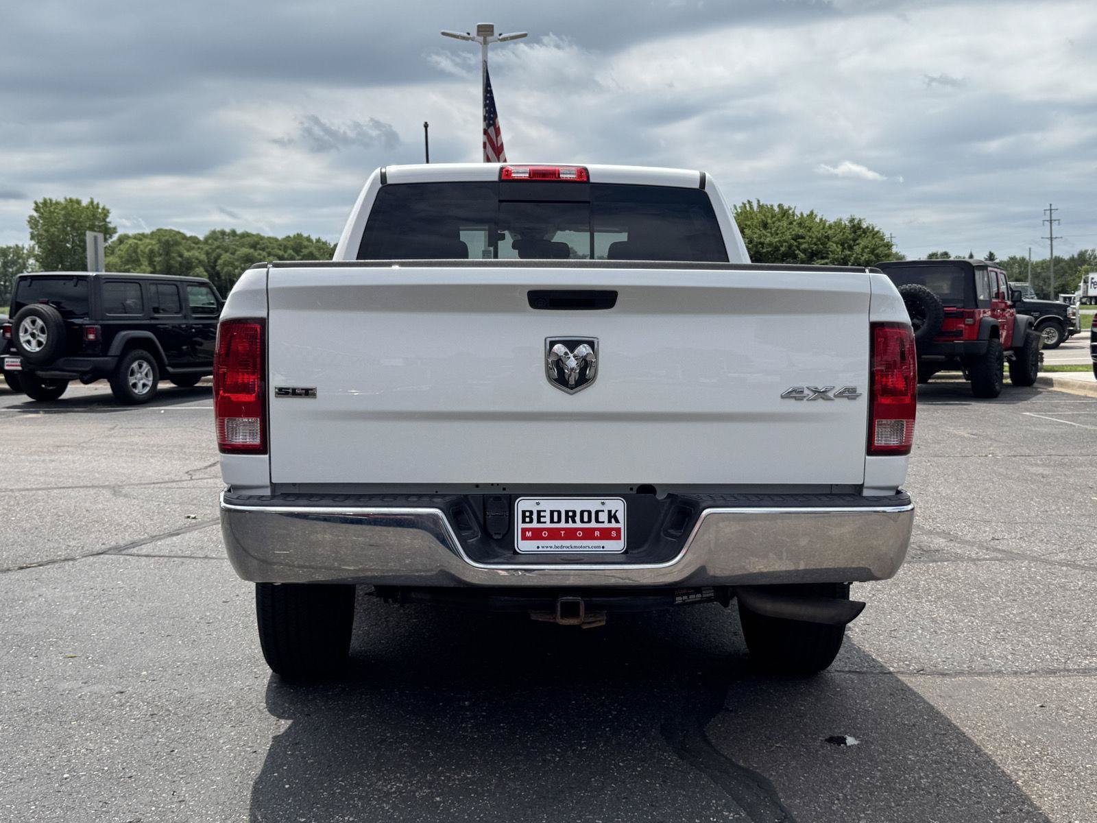 Used 2019 RAM 1500 Classic SLT AWD/4WD image 6