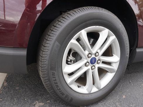 Used 2019 Ford Edge SEL w/ Equipment Group 201A AWD/4WD image 6