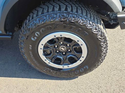 Used 2022 Ford Bronco Badlands AWD/4WD image 17