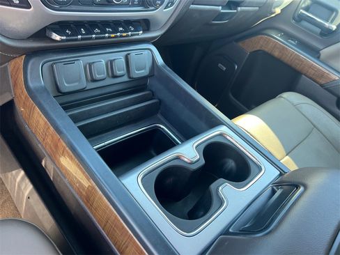 Used 2017 GMC Sierra 1500 SLT image 33