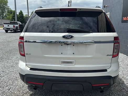 Used 2014 Ford Explorer XLT w/ Equipment Group 202A AWD/4WD image 4