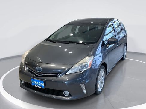 Used 2013 Toyota Prius V Five image 1