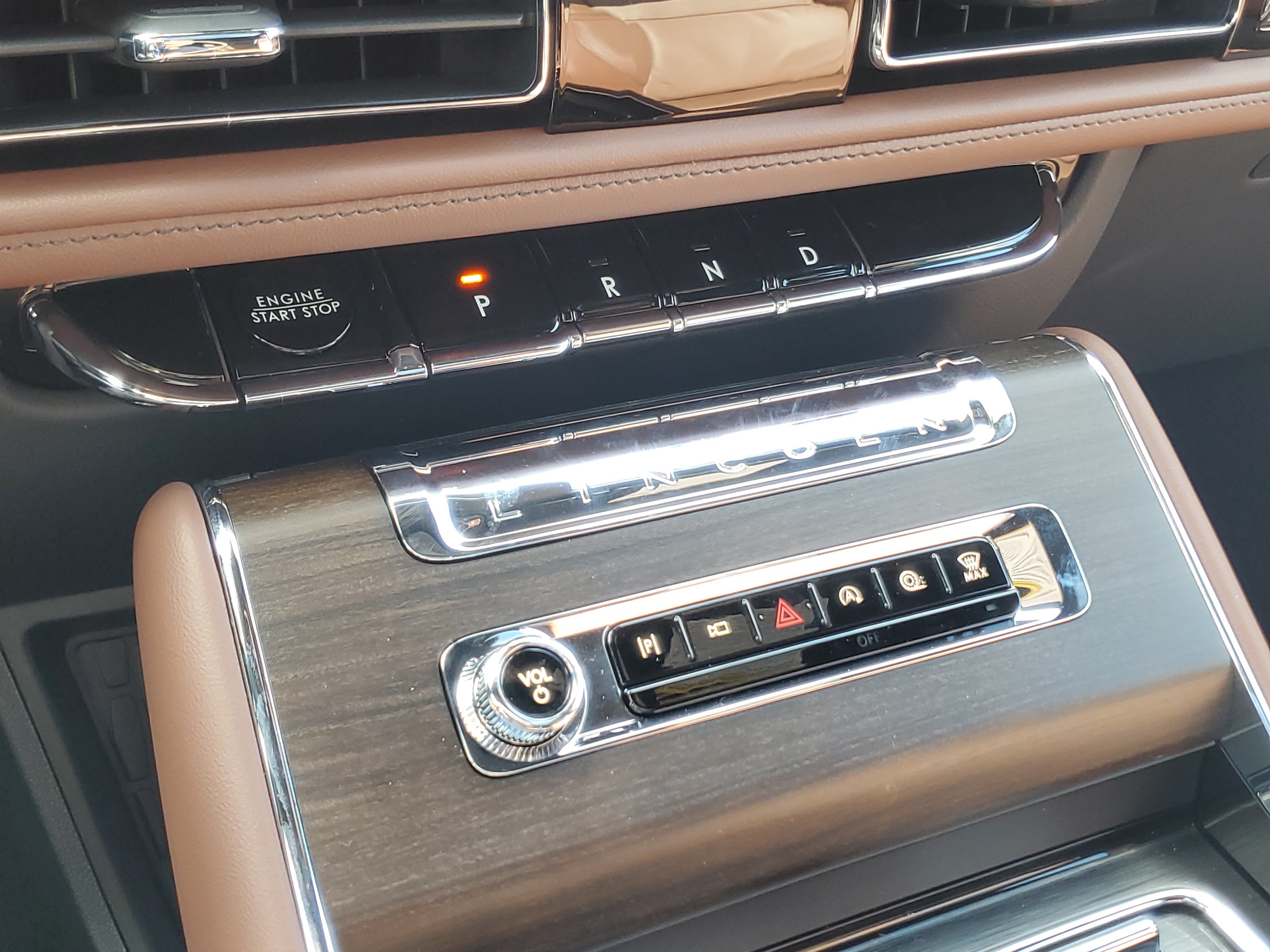 New 2026 Lincoln Aviator Reserve w/ Jet Appearance Package AWD/4WD image 21