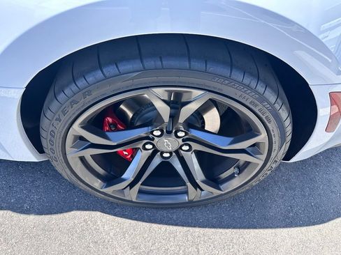 Used 2023 Chevrolet Camaro SS RWD image 4