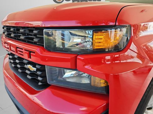 Used 2022 Chevrolet Silverado 1500 Custom w/ Safety Confidence Package RWD image 29