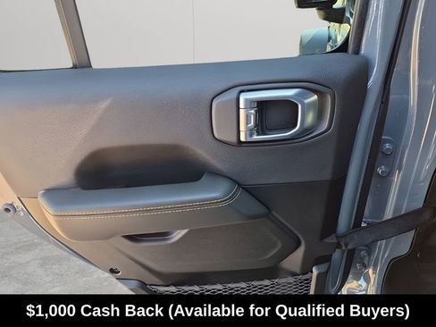 New 2026 Jeep Wrangler Sahara AWD/4WD image 20