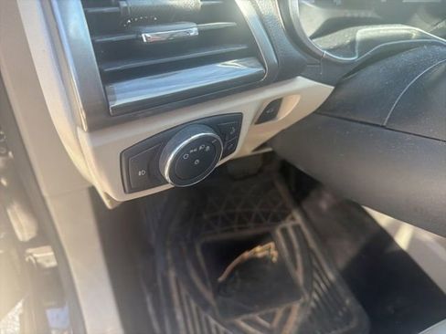 Used 2017 Ford Fusion SE w/ Fusion SE Technology Package AWD/4WD image 14