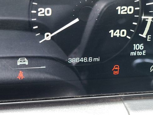 Certified 2024 Ford Mustang Premium image 27