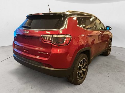 Used 2025 Jeep Compass Limited AWD/4WD image 6