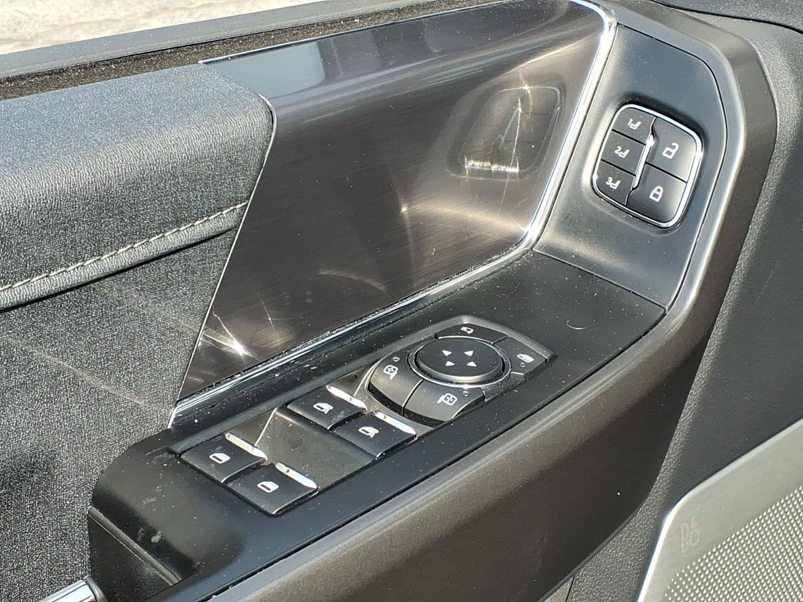 Used 2024 Ford F150 Lariat w/ Equipment Group 502A High AWD/4WD image 18