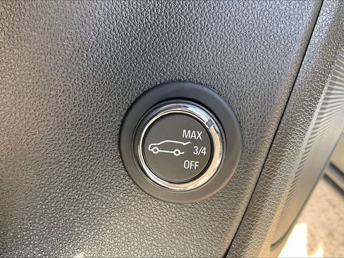 New 2026 Chevrolet Blazer LT w/ Convenience Package image 17