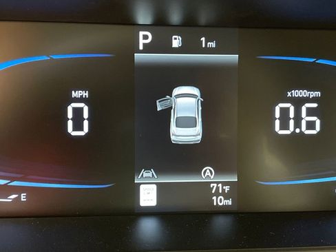 New 2026 Hyundai Elantra SE w/ Cargo Package FWD image 21